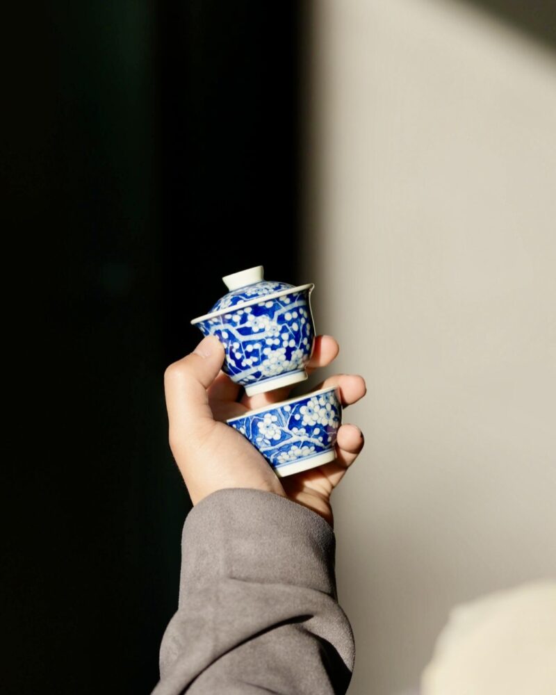 Handmade Hand-painted Qinghua Ceramic Mini 50-60ml Gaiwan Set Ship In 30 Days