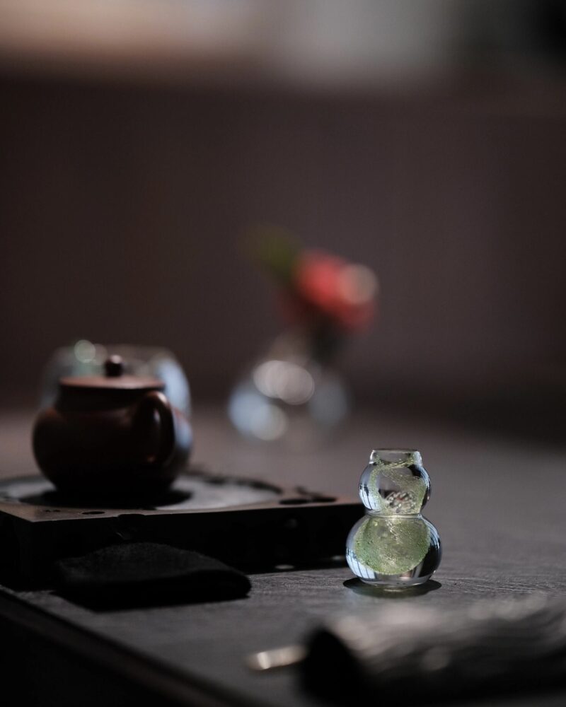 Creative Design Glass Gourd Lid Holder2 Creative Design Glass Gourd Lid Holder