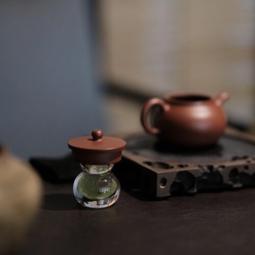 Creative Design Glass Gourd Lid Holder3 Creative Design Glass Gourd Lid Holder