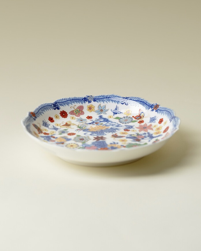 Handmade Dou Cai Ceramic Flowers and Butterfly 120ml Gaiwan11 Handmade Dou Cai Ceramic Flowers and Butterfly 120ml Gaiwan