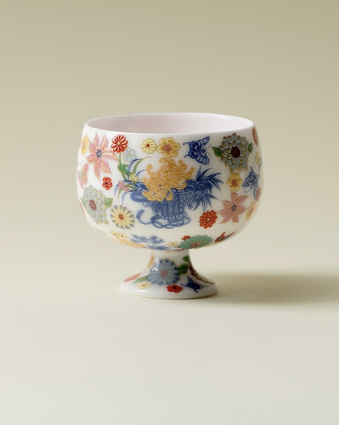 Handmade Dou Cai Ceramic Flowers and Butterfly 120ml Gaiwan8 Handmade Dou Cai Ceramic Flowers and Butterfly 120ml Gaiwan