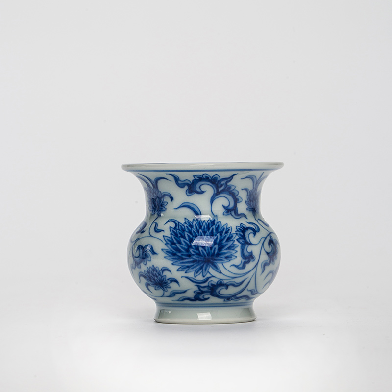 915 (10) Hand-painted Qinghua Ceramic Twined Chrysanthemum 90ml Gaiwan