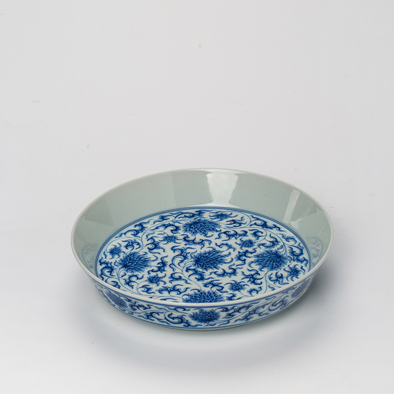 915 (15) Hand-painted Qinghua Ceramic Twined Chrysanthemum 90ml Gaiwan