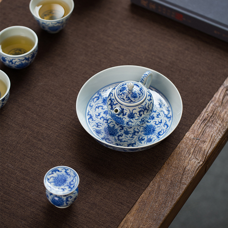 915 (18) Hand-painted Qinghua Ceramic Twined Chrysanthemum 90ml Gaiwan