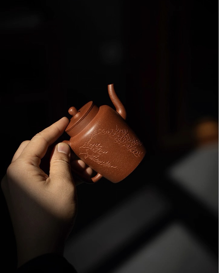 Half Handmade Jiang Po Ni Ji Zhi 175ml Yixing Teapot