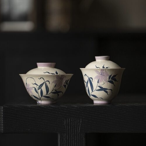 Hand-painted Powder Glaze Ceramic Flower 140ml Gaiwan