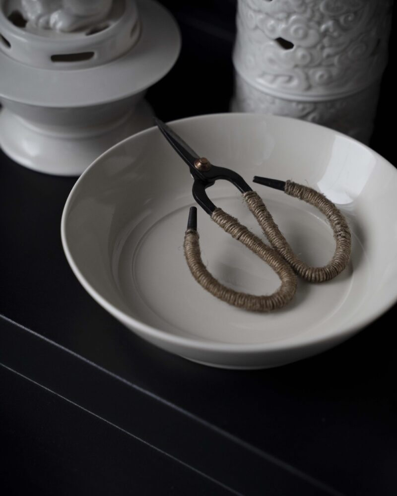 Vintage Style Carbon Steel Hand-Forged Tea Scissors