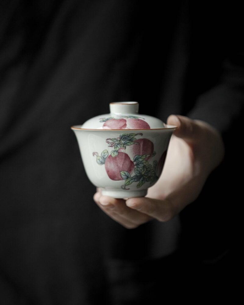 Vintage Style Ceramic Longevity Peach Decal 100ml Gaiwan1 Vintage Style Ceramic Longevity Peach Decal 100ml Gaiwan