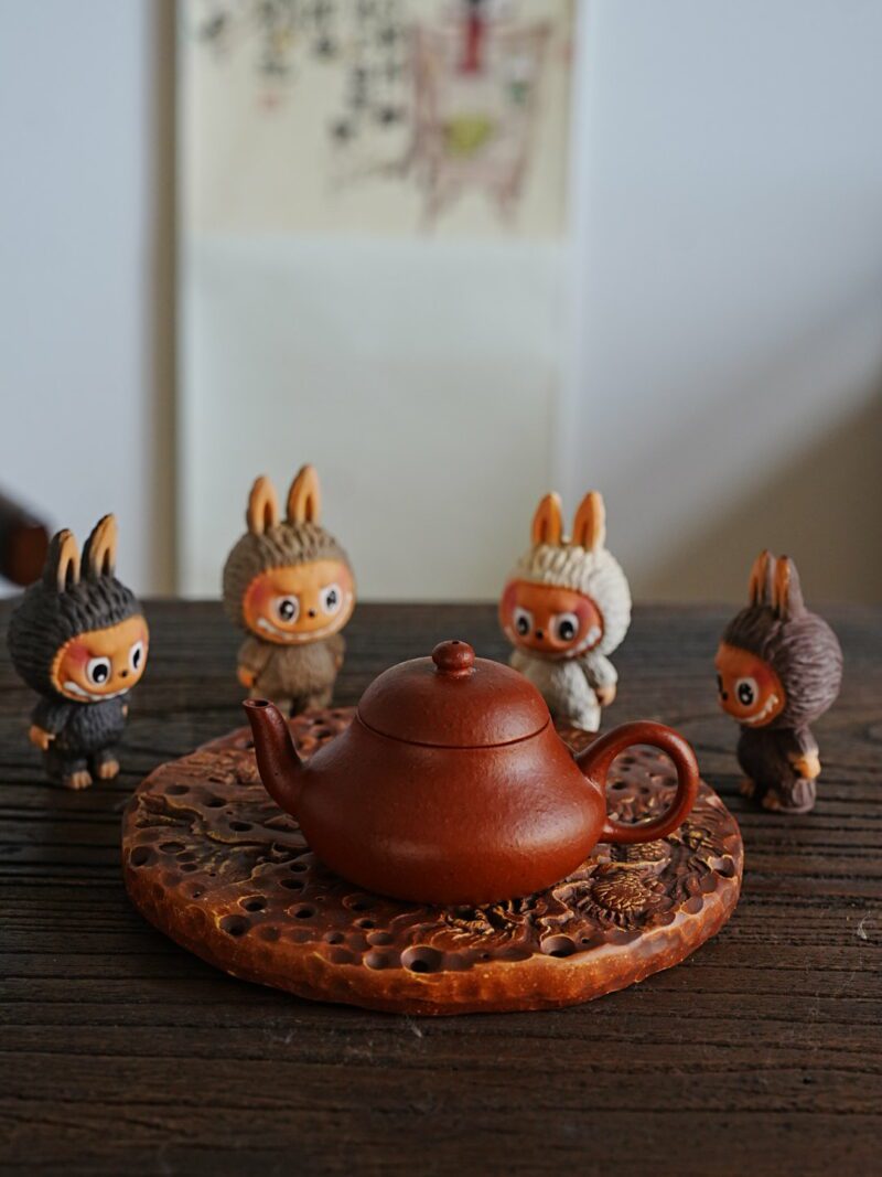 da6d22b91d7e5b2abce5f7bfc65bc02 Handmade Zisha Yixing Clay Little Fluffy Monster Tea Pet