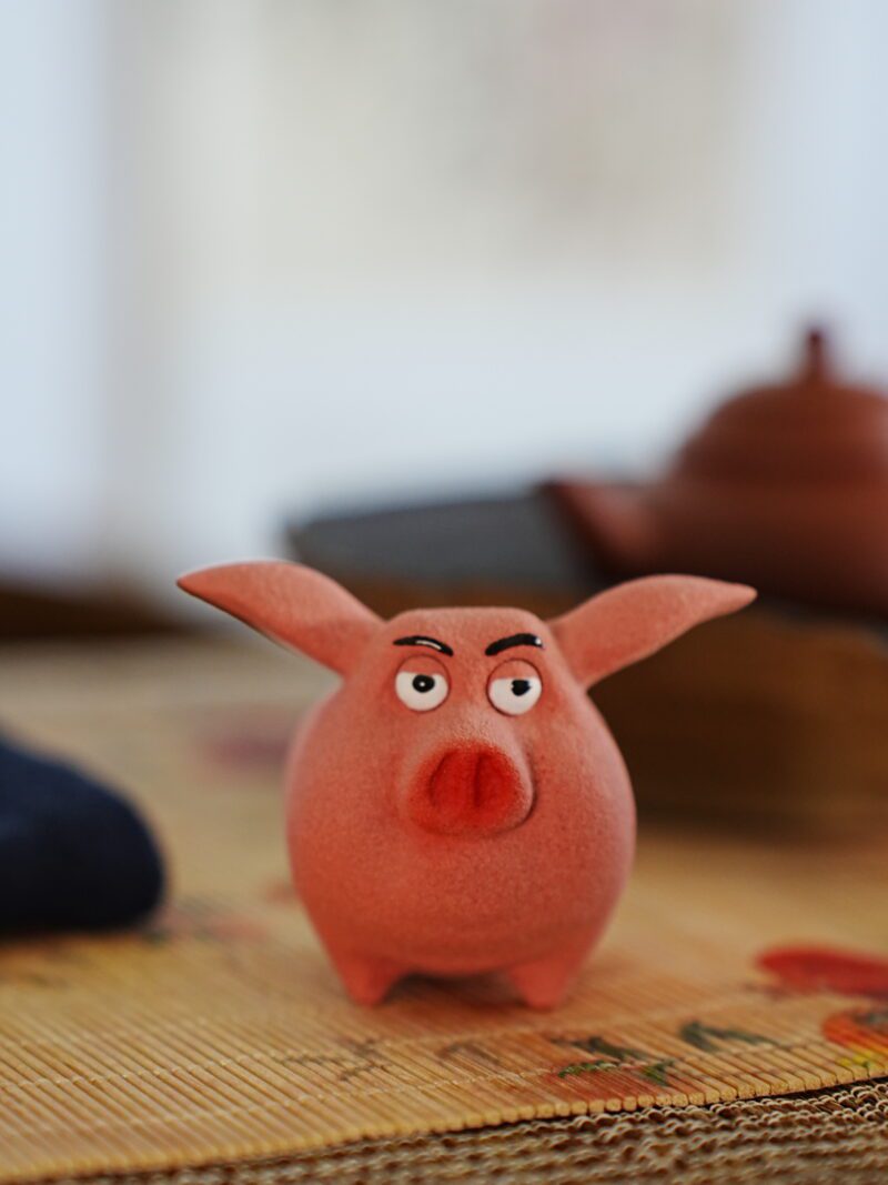 940 (9) Handmade Zisha Yixing Clay Fly Pigg Tea Pet