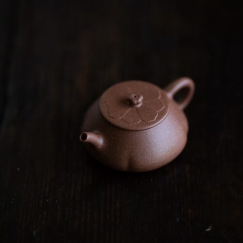 Half Handmade Jiang Po Ni Lotus Shi Piao 130ml Yixing Teapot1 Half Handmade Jiang Po Ni Lotus Shi Piao 130ml Yixing Teapot