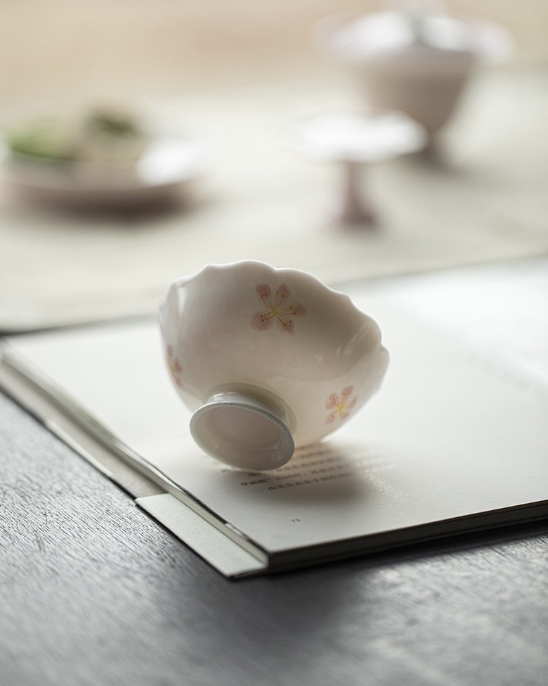 Japanese Style Jade Porcelain Sakura 100ml Gaiwan7 Japanese Style Jade Porcelain Sakura 100ml Gaiwan