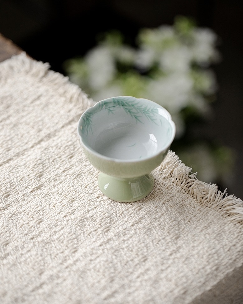 Spring Green Ceramic Willow and Swallow 100ml Gaiwan13 Spring Green Ceramic Willow and Swallow 100ml Gaiwan