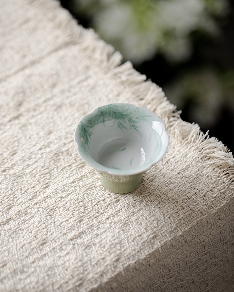 Spring Green Ceramic Willow and Swallow 100ml Gaiwan21 Spring Green Ceramic Willow and Swallow 100ml Gaiwan