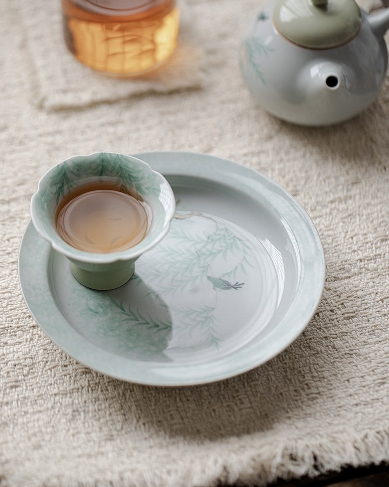 Spring Green Ceramic Willow and Swallow 100ml Gaiwan26 Spring Green Ceramic Willow and Swallow 100ml Gaiwan