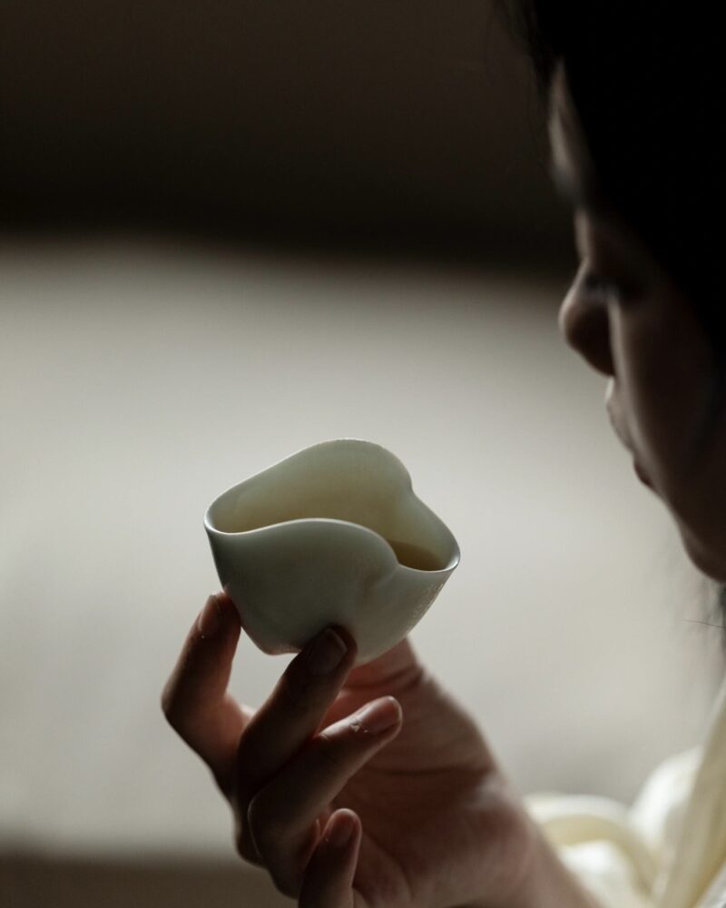 Celadon Gradient Glaze Ceramic 120ml Yuan Bao Gaiwan