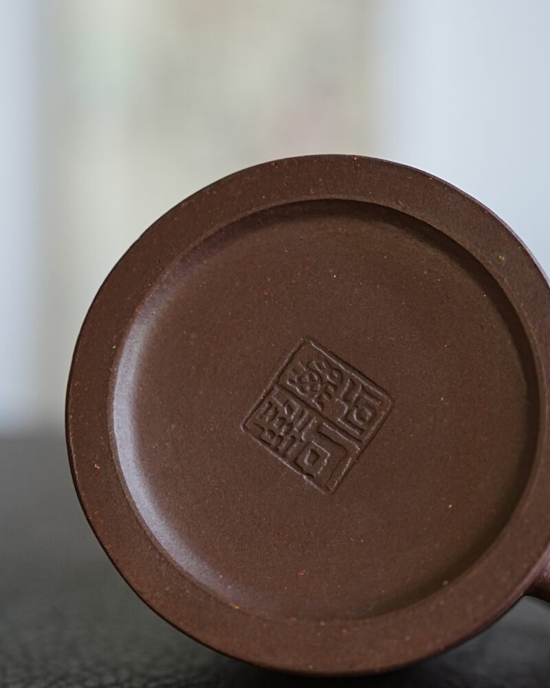 Fully Handmade Aged Zini Zi Ye Qin Quan 170ml Yixing Teapot