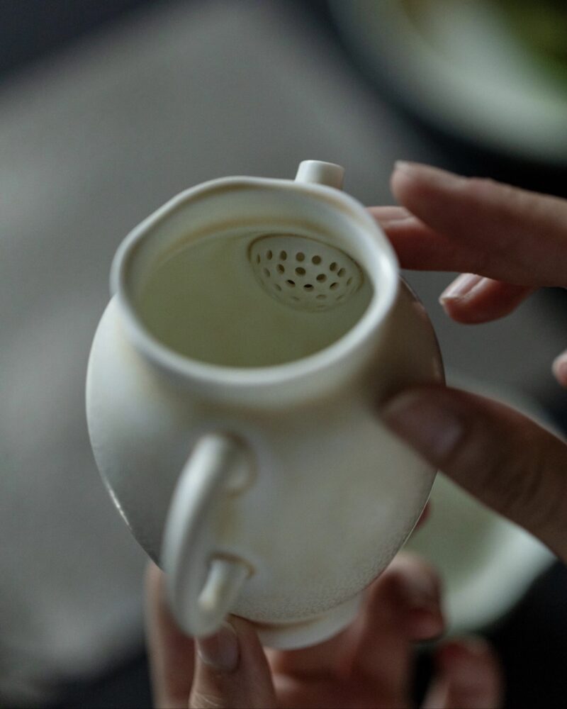 Celadon Gradient Glaze Ceramic 120ml Yuan Bao Gaiwan