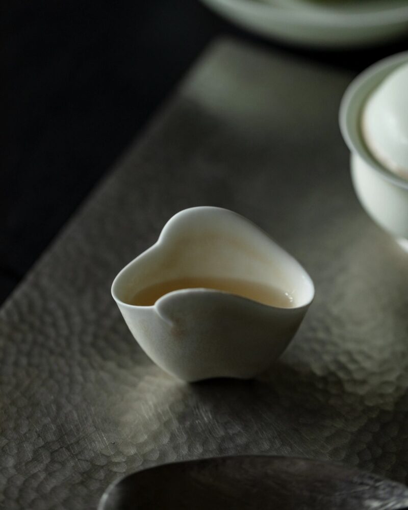 Celadon Gradient Glaze Ceramic 120ml Yuan Bao Gaiwan
