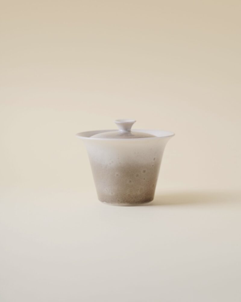 Gradient Glaze Ceramic Grayish White 100-130ml Gaiwan2 Soda Fired Gradient Glaze Ceramic Grayish White 100-130ml Gaiwan