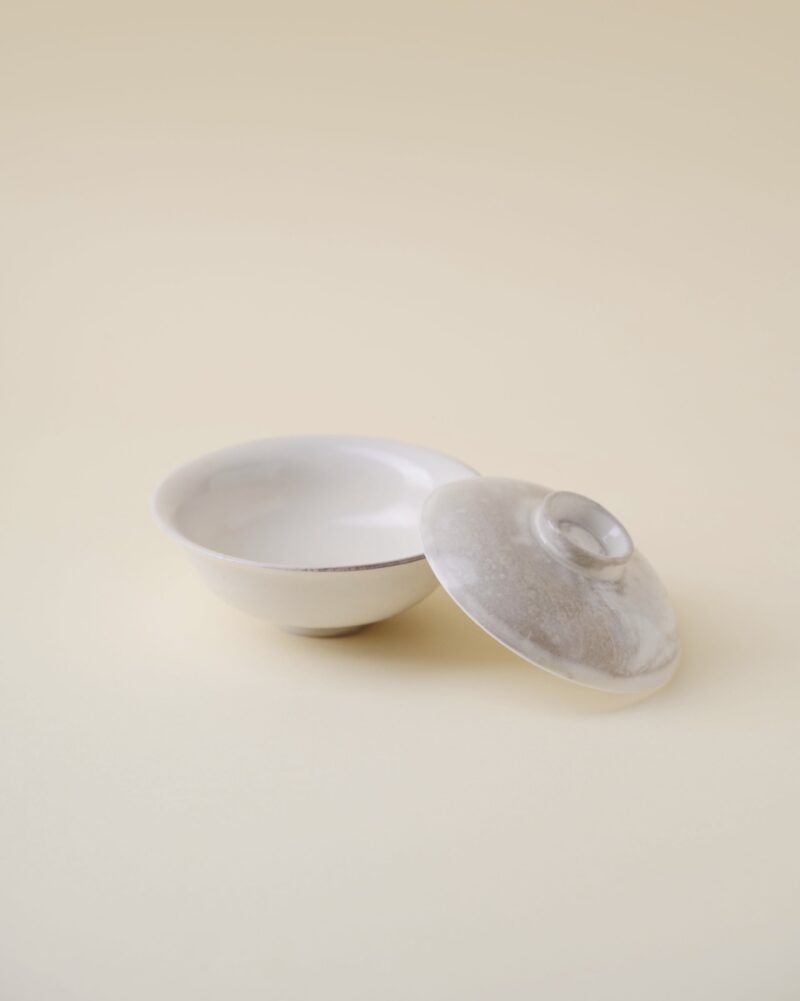 Gradient Glaze Ceramic Grayish White 100-130ml Gaiwan4 Soda Fired Gradient Glaze Ceramic Grayish White 100-130ml Gaiwan