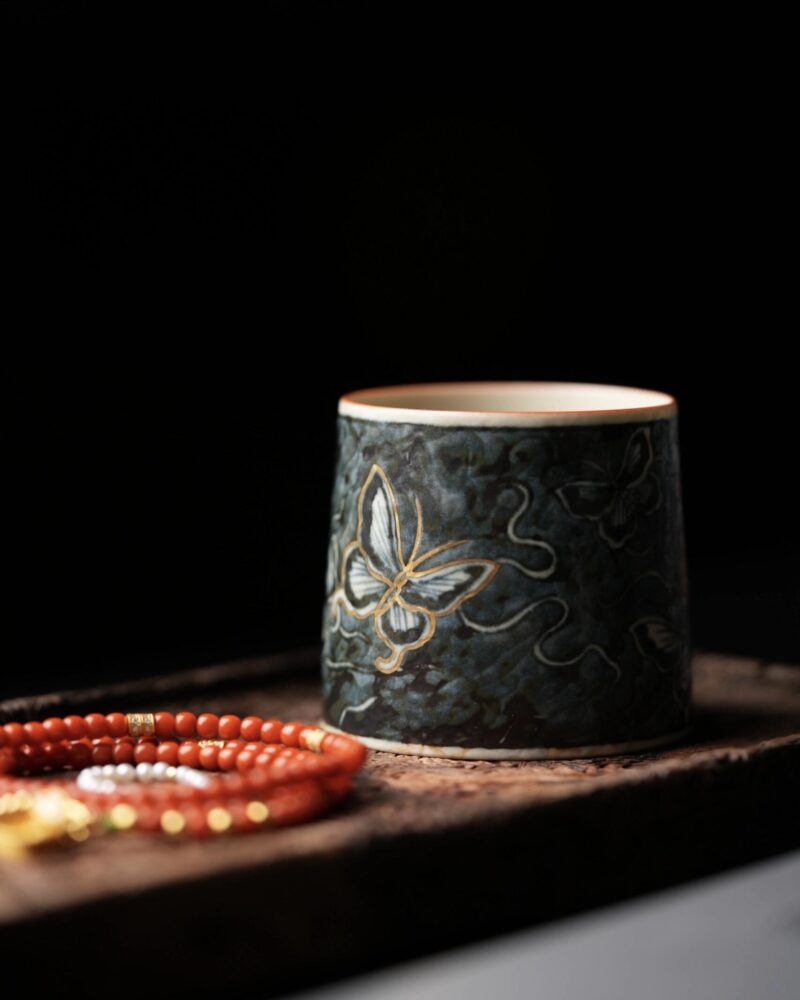 Hand-painted Dark Qinghua Ceramic Butterfly 100ml Tea Cup Coffee Cup