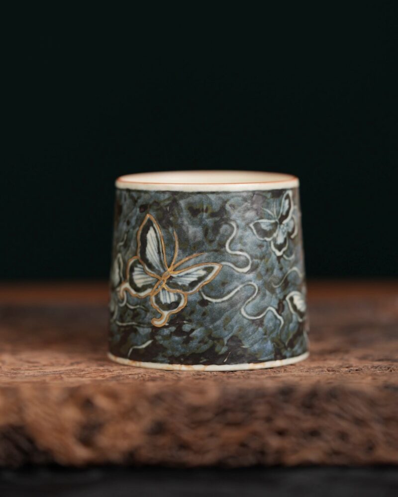 Hand-painted Dark Qinghua Ceramic Butterfly 100ml Tea Cup Coffee Cup