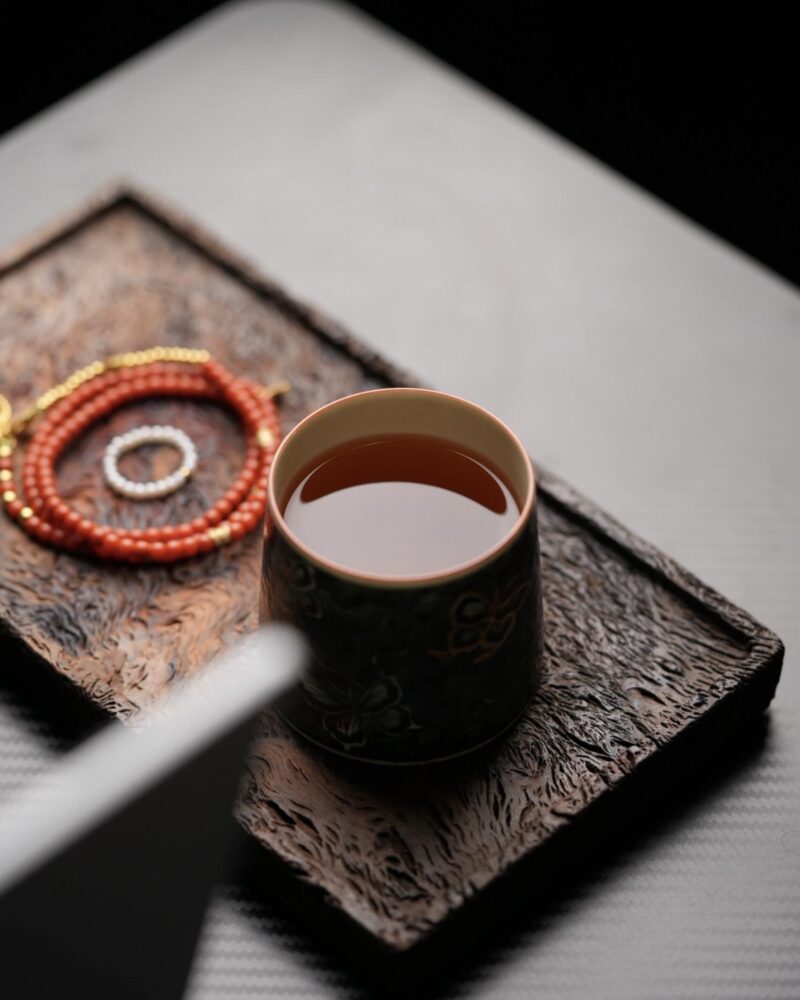 Hand-painted Dark Qinghua Ceramic Butterfly 100ml Tea Cup Coffee Cup