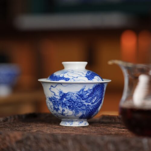 Hand-painted Qinghua Gold Painting Ceramic Flying Dragon 110ml Gaiwan