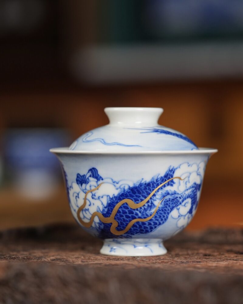 Hand-painted Qinghua Gold Painting Ceramic Flying Dragon 110ml Gaiwan