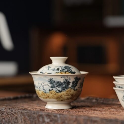 Hand-painted Underglaze Golden Qinghua Ceramic Landscape 150ml Gaiwan