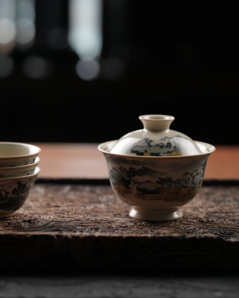 Hand-painted Underglaze Golden Qinghua Ceramic Landscape 150ml Gaiwan8 Hand-painted Underglaze Golden Qinghua Ceramic Landscape 150ml Gaiwan