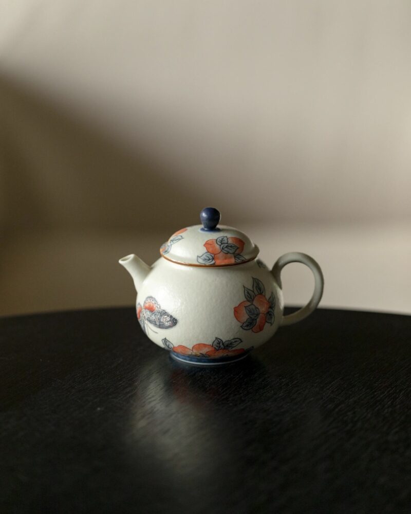Vintage Style Ceramic Longevity Peach 170ml Chinese Teapot1 Vintage Style Ceramic Longevity Peach 170ml Chinese Teapot