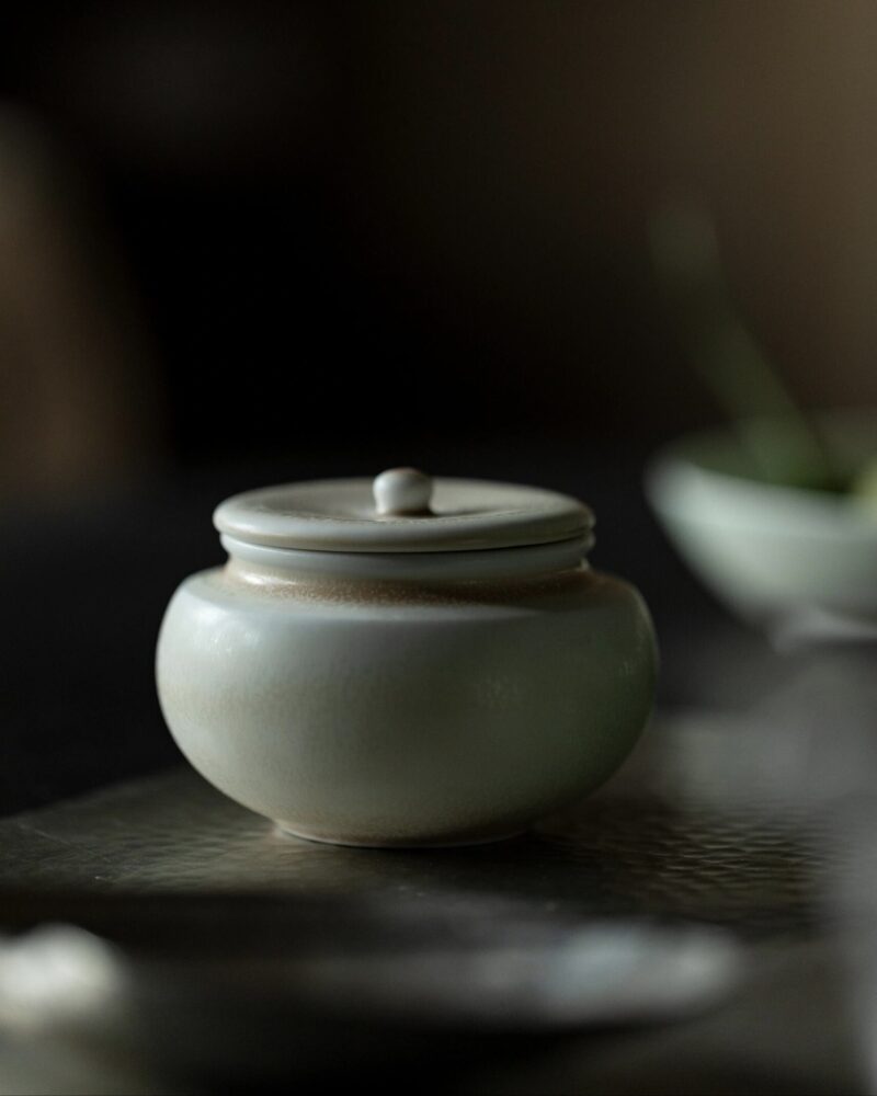 Vintage Style Gradient Glaze Ceramic 100ml Mini Tea Jar1 Vintage Style Gradient Glaze Ceramic 100ml Mini Tea Jar