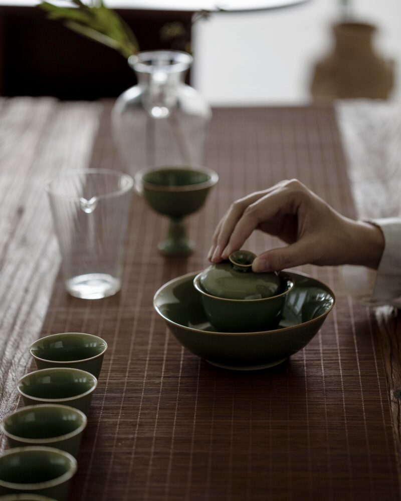 Vintage Style Yue Ware Ceramic 110ml Chinese Tea Set10 Vintage Style Yue Ware Ceramic 10-Piece Chinese Tea Set