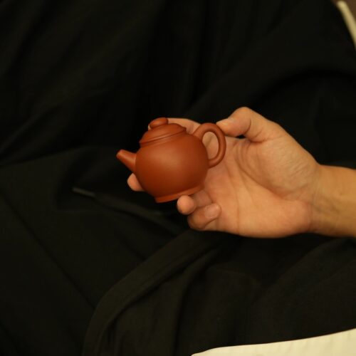 Half Handmade Zhuni Ju Lun 90ml Yixing Teapot4 Half Handmade Zhuni Ju Lun 90ml Yixing Teapot
