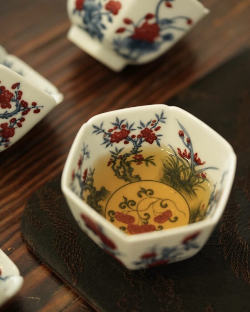 Hand-painted Qinghua Underglaze Red Ceramic Hexagonal Blossom 100ml Host Cup Tea Cup6 Hand-painted Qinghua Underglaze Red Ceramic Hexagonal Blossom 100ml Host Cup Tea Cup