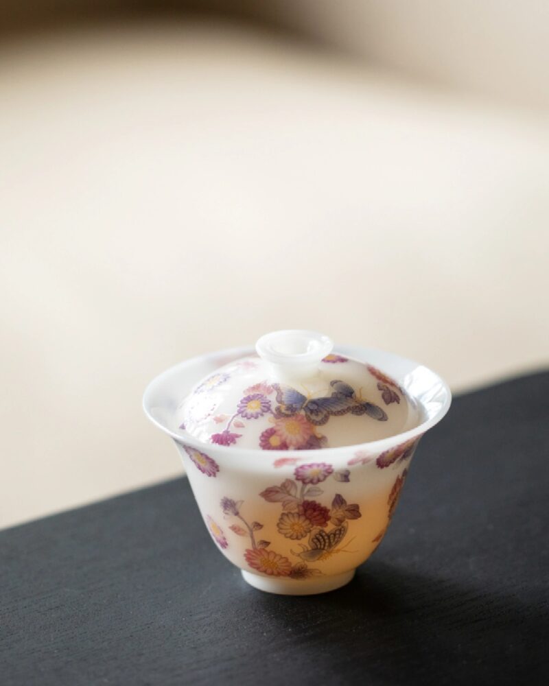 Jade White Porcelain Butterfly & Chrysanthemum 50ml Gaiwan1 Jade White Porcelain Butterfly & Chrysanthemum 50ml Gaiwan