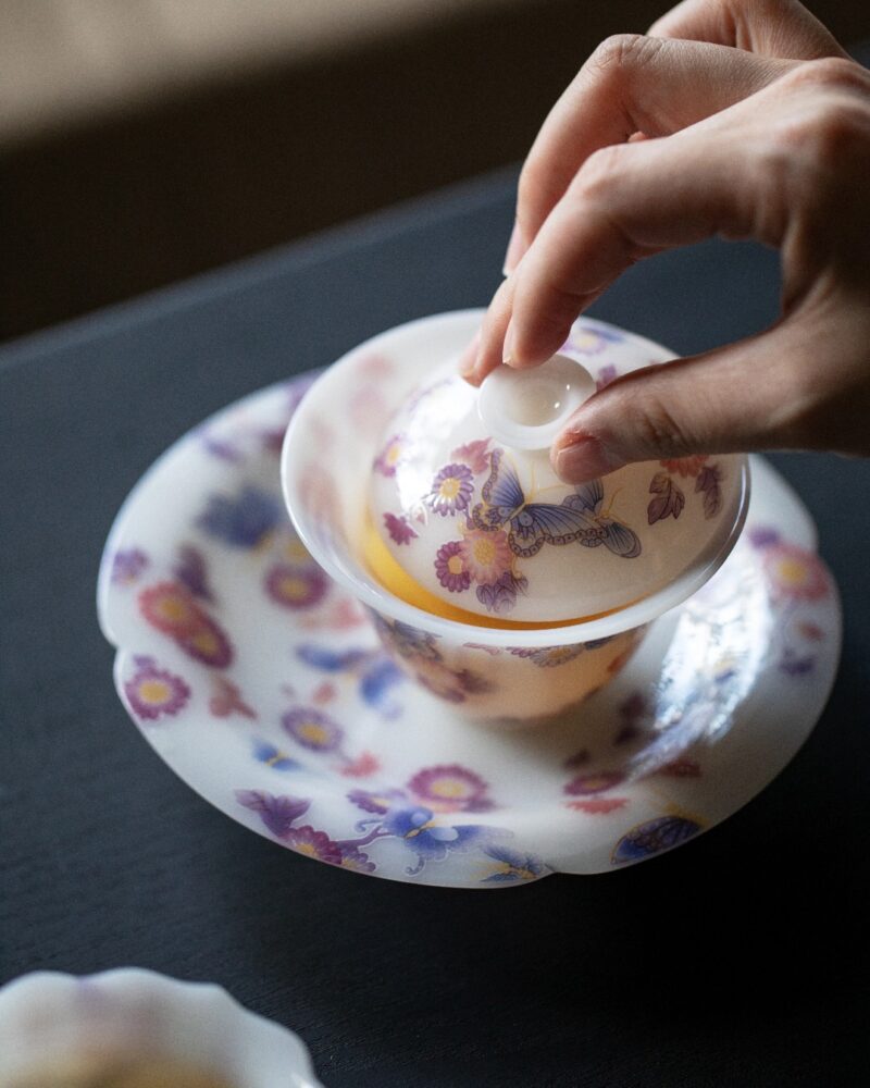 Jade White Porcelain Butterfly & Chrysanthemum 50ml Gaiwan3 Jade White Porcelain Butterfly & Chrysanthemum 50ml Gaiwan