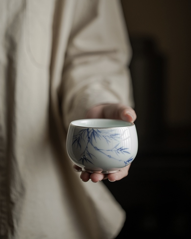 Qinghua 120ml Host Tea Cup with Silver Rim – Plum, Orchid, Bamboo & Pine7 Qinghua 120ml Host Tea Cup with Silver Rim – Plum, Orchid, Bamboo & Pine