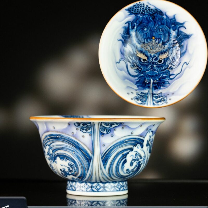 Handmade Hand-painted Qing Hua Ceramic  Dragon Drawing Water 120ml  Gaiwan