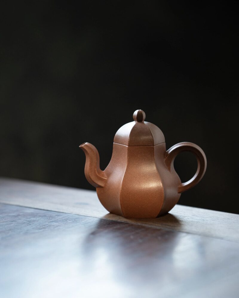 Fully Handmade Aged Duanni Yang Tao 80ml Yixing Teapot
