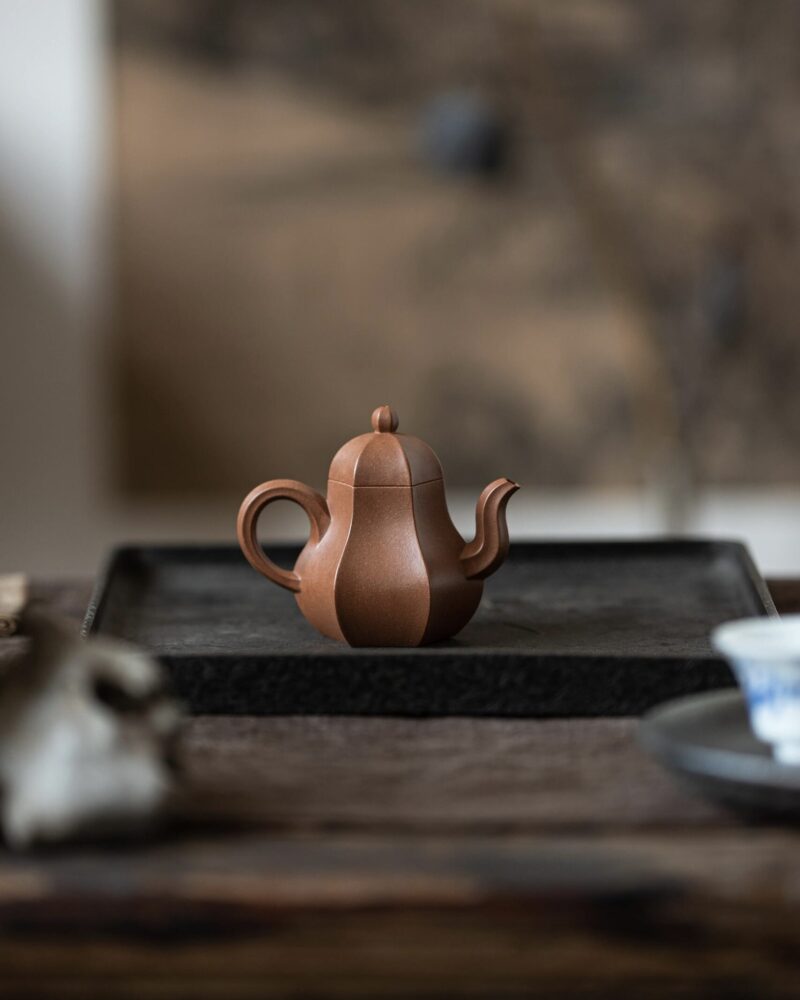 Fully Handmade Aged Duanni Yang Tao 80ml Yixing Teapot