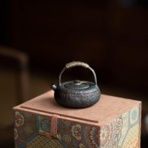 Fully Handmade Wood Fired Jiang Po Ni Yin Tao Wen Yixing Teapot With Handle1 Fully Handmade Wood Fired Jiang Po Ni Yin Tao Wen Yixing Teapot With Handle