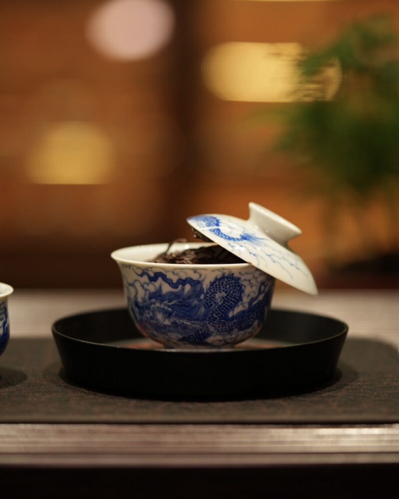 Hand-painted Qinghua Wood-kiln Fired Ceramic Dragon in Cloud 80ml Gaiwan Set2 Hand-painted Qinghua Wood-kiln Fired Ceramic Dragon in Cloud 80ml Gaiwan Set