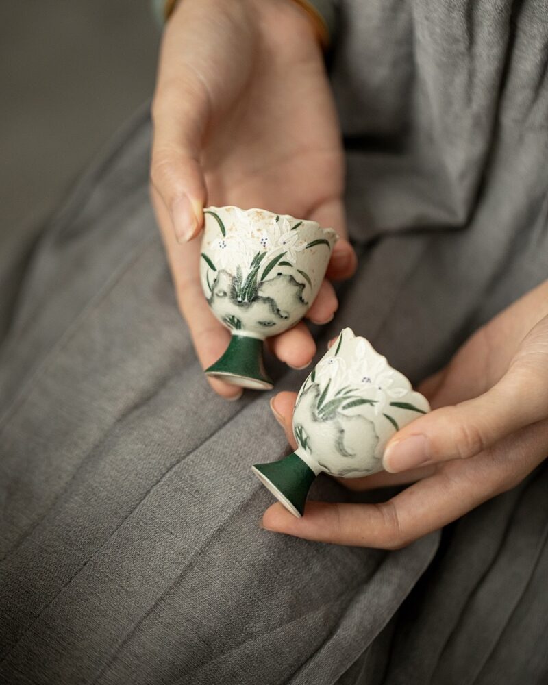 Hand-painted Vintage Style Ceramic Orchid 110ml Gaiwan7 Hand-painted Vintage Style Ceramic Orchid 110ml Gaiwan