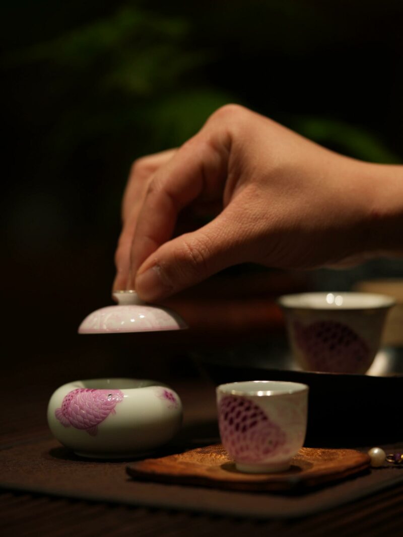 IMG_7393 Handmade Hand-painted Fen Cai Ceramic Ranchu Goldfish 40ml Gaiwan Set - Preorder Ship in 20 Days