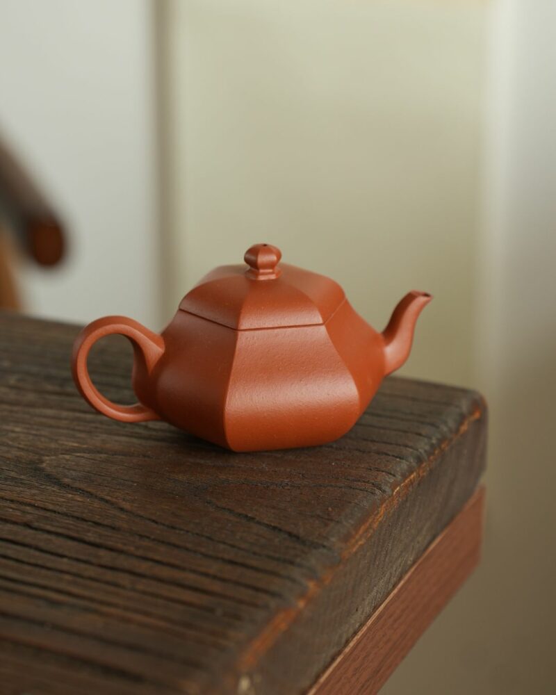 Fully Handmade Zini Hexagonal Pear Shape 150ml Yixing Teapot