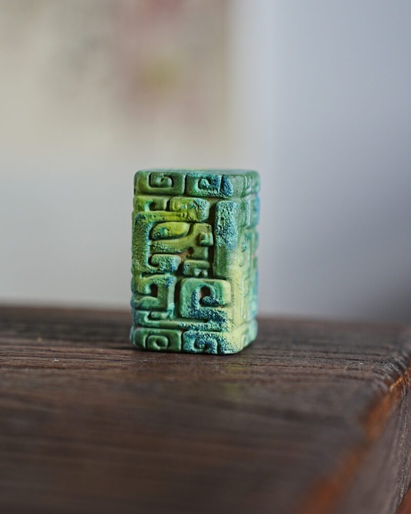 5 Chinese Style Zisha Yixing Clay Beast Patterns Lid Holder