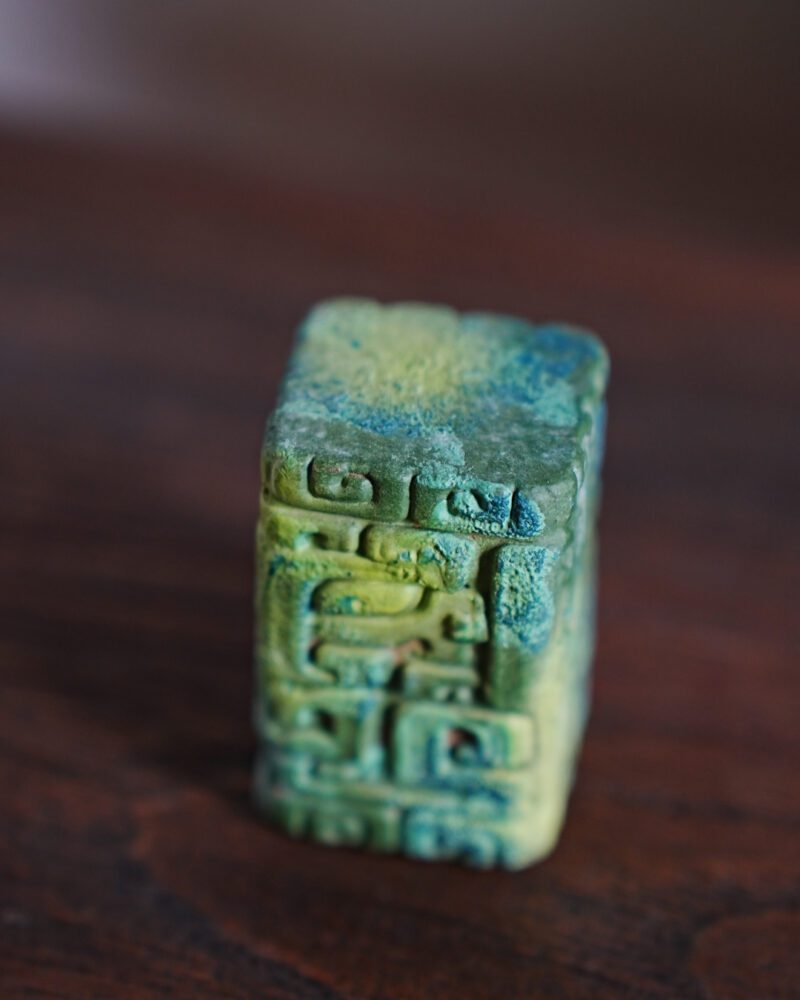 6 Chinese Style Zisha Yixing Clay Beast Patterns Lid Holder